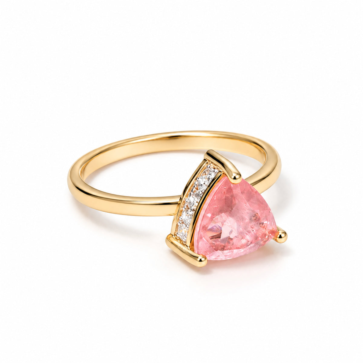Anel Fusion Quartzo Rosa e Zircônia AVELINE em fundo branco