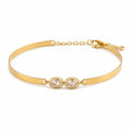 Bracelete Ponto de Luz dourado em fundo branco